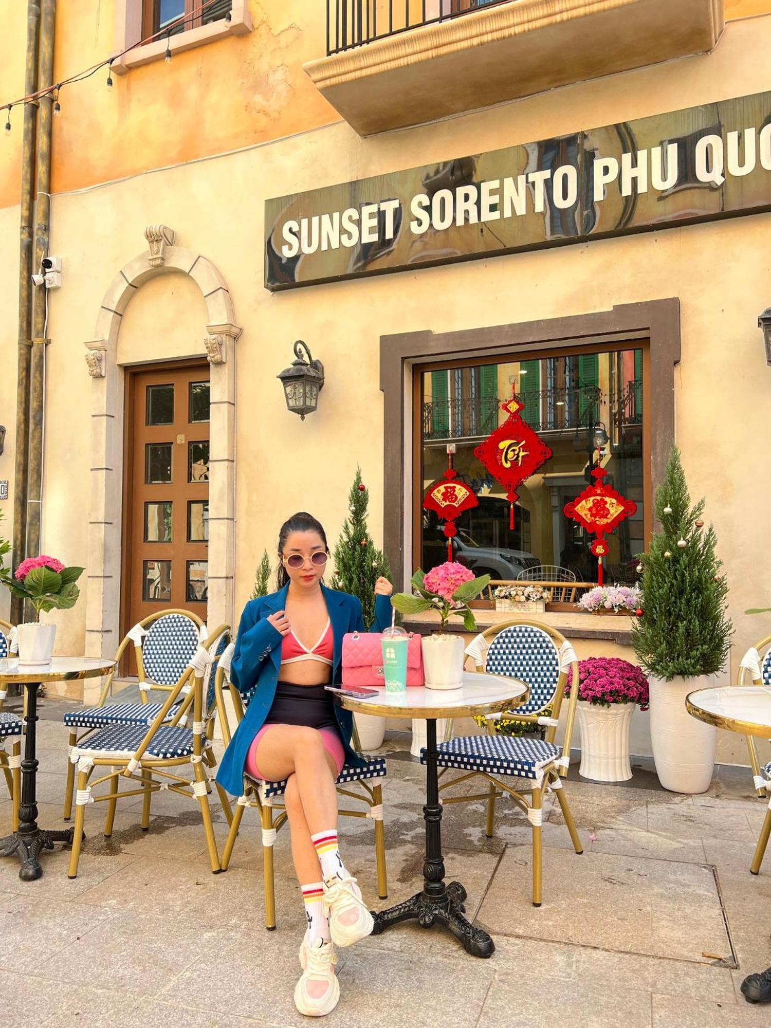 Sunset Sorrento Phu Quoc 아파트 호텔 외부 사진
